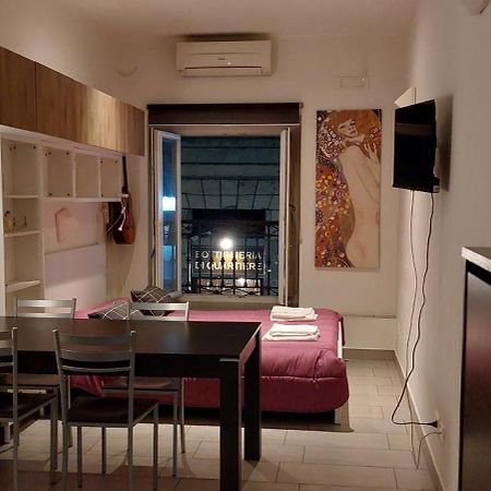 Appartamento Casa Lanzieri Napoli Esterno foto
